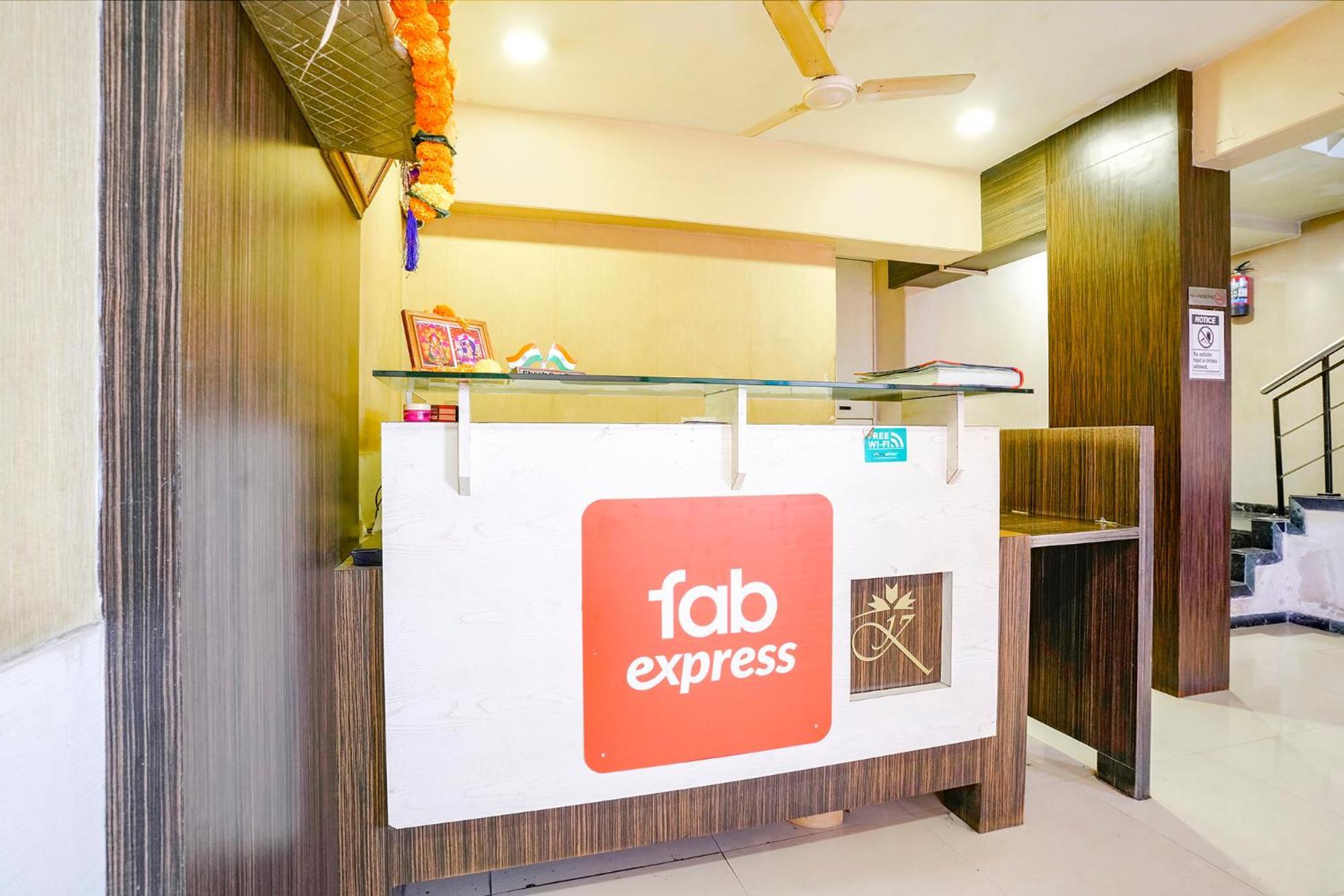 Fabexpress Kuber - Nr Apmc Vashi, Navi Mumbai 호텔 외부 사진